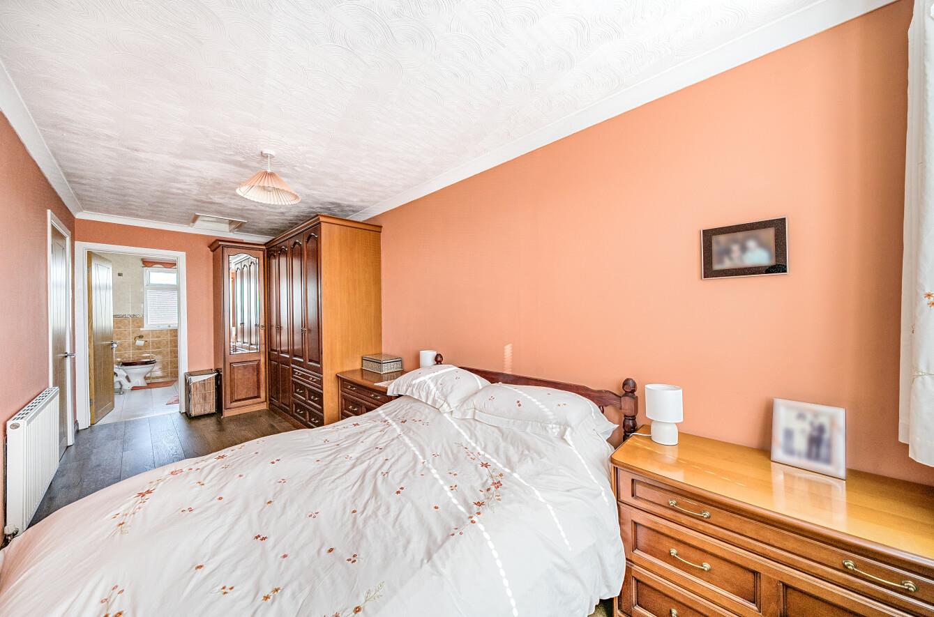 Derlwyn, Dunvant, Swansea, SA2 7PN